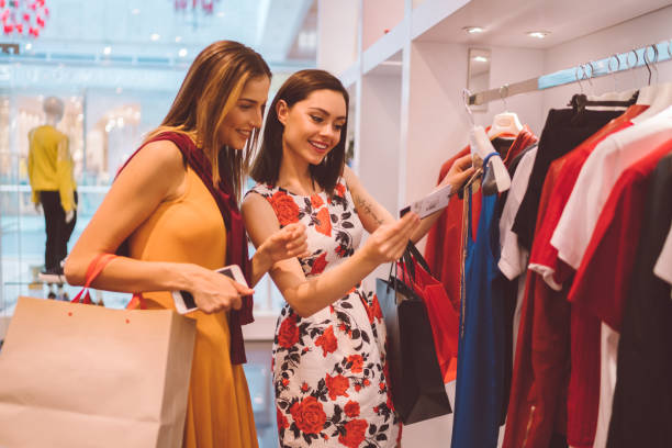 Top Fashion Stores to Watch in 2025 | Style, Trends & Savings